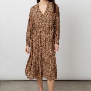 Rails Maple Dress Batik Cheetah Leopard Size Medium Long Sleeve Cinch Midi Dress